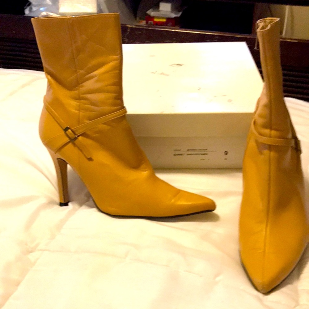 Coup Detat Ankle Boots size #9, color, camel. - Picture 2 of 8